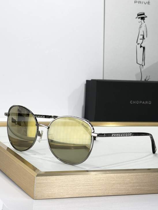 Picture of Chopard Sunglasses _SKUfw70786735fw